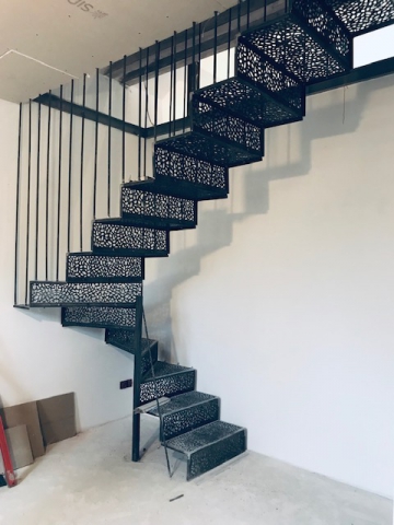 az elkészült design lépcső